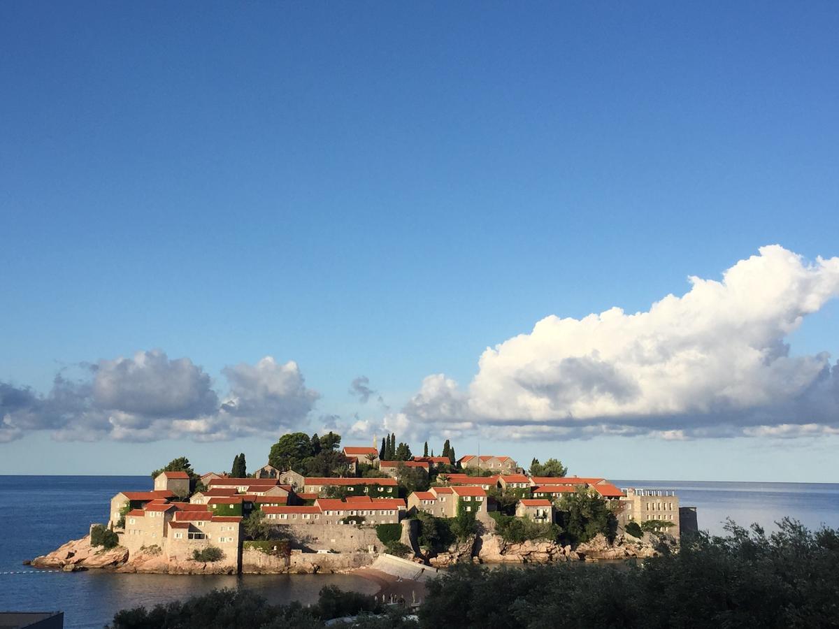 Apartments Vila Andja Sveti Stefan Eksteriør bilde